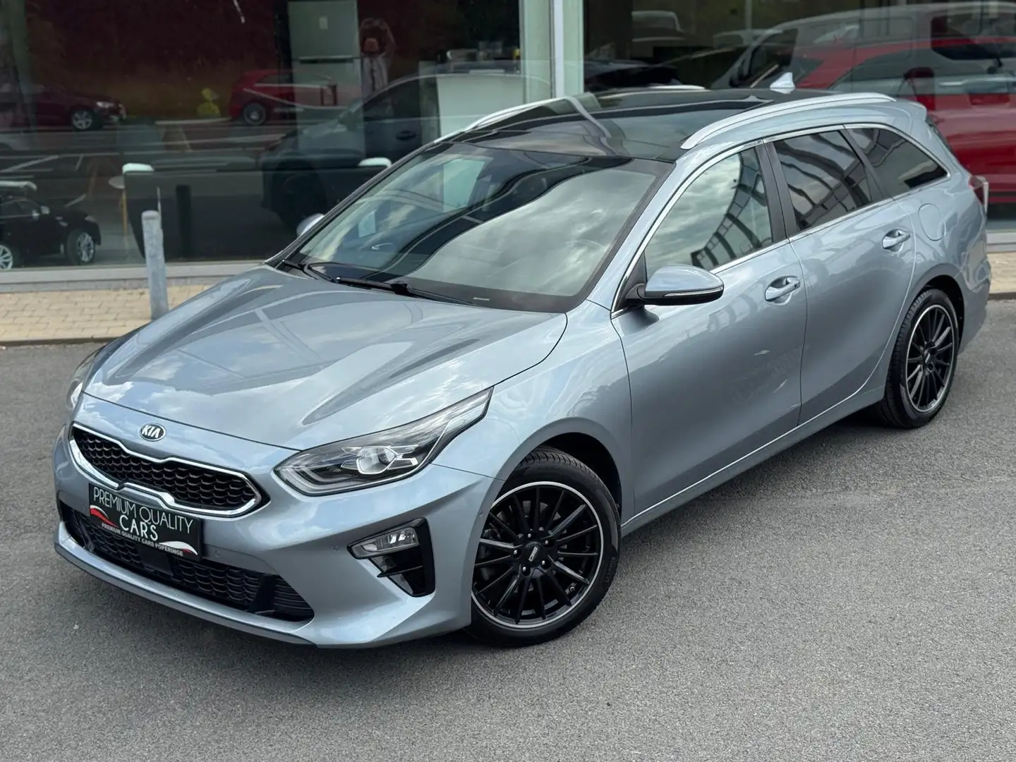 Kia Ceed SW / cee'd SW FULL KIA HISTORY / PANO / MEMORY / CAMERA / NAV Grijs - 2
