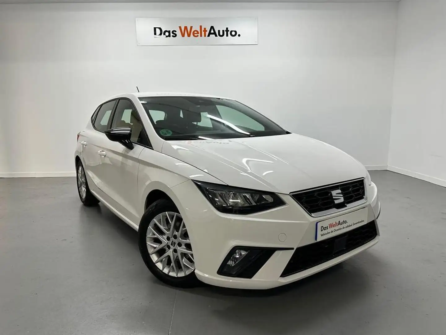 SEAT Ibiza 1.0 TSI S&S FR Salta 115 Blanc - 1