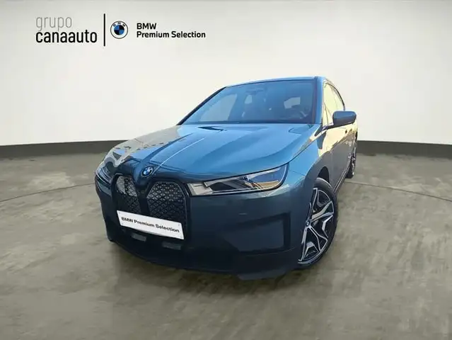 BMW iX xDrive 40