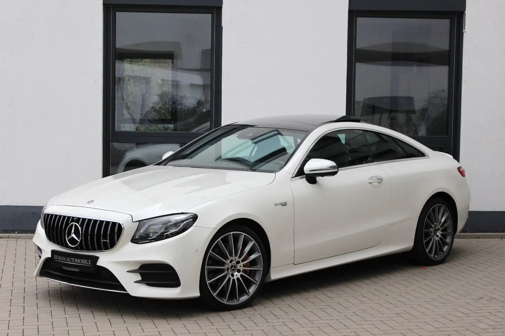 Mercedes-Benz E 400 4M Coupe AMG-PAKET PANO MEMORY 360° 20'' Blanc - 1