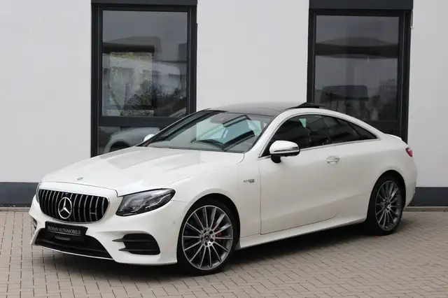 Mercedes-Benz E 400 4M Coupe AMG-PAKET PANO MEMORY 360° 20''