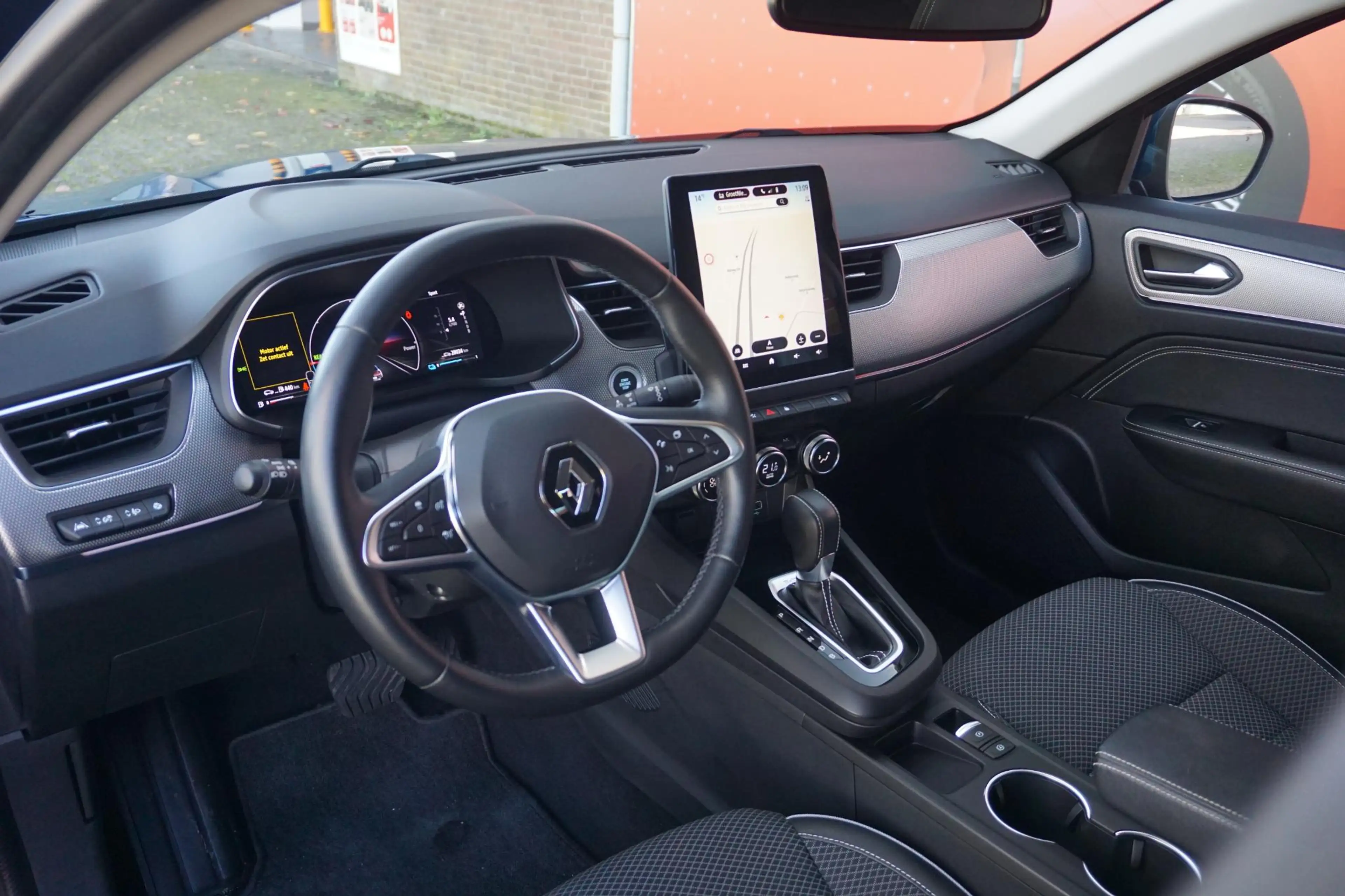 Renault Arkana 1.3 TCe 140 Intense — photo 18
