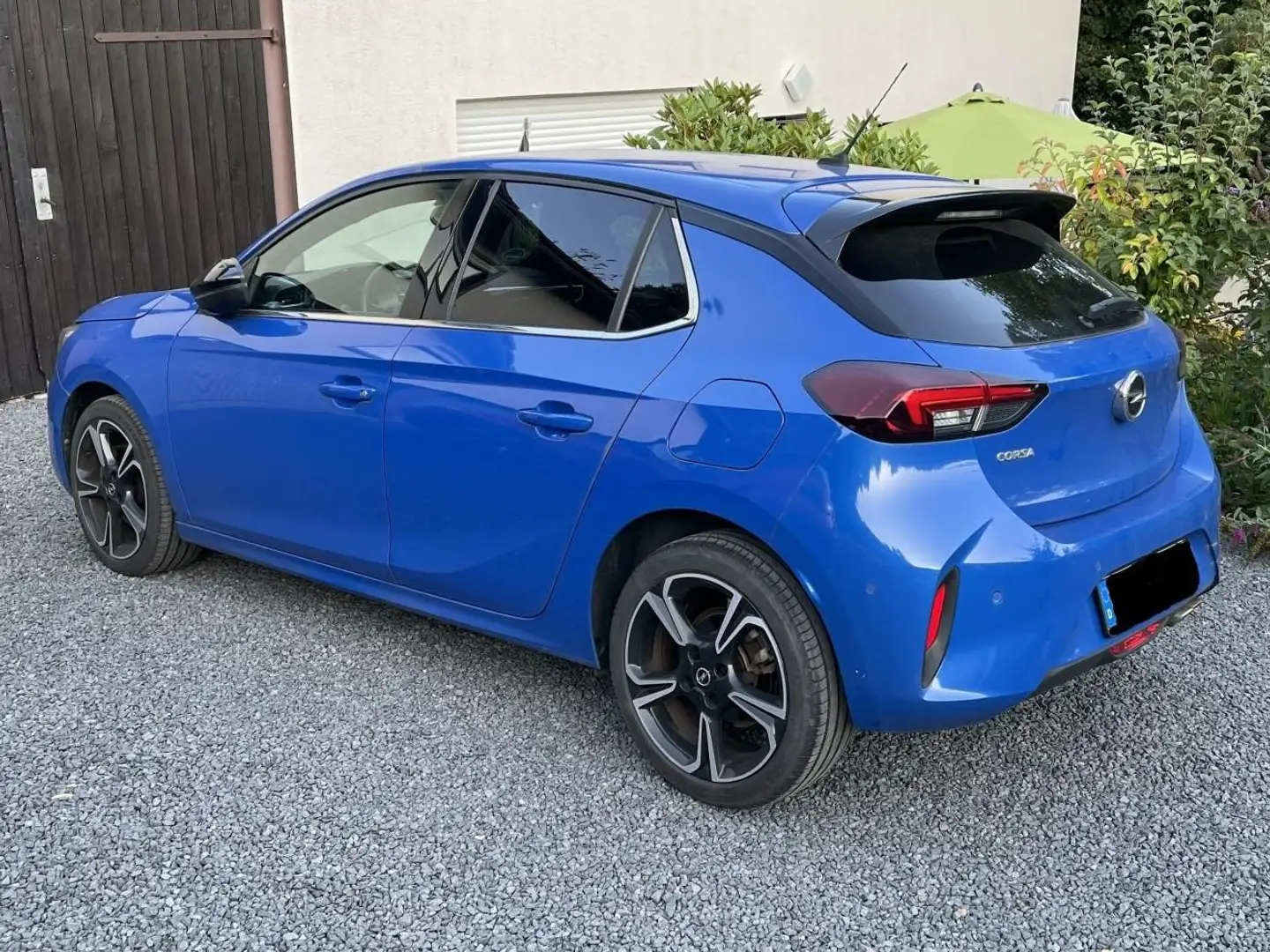 Opel Corsa Corsa 1.2 Direct Injection Ultimate Blau - 2