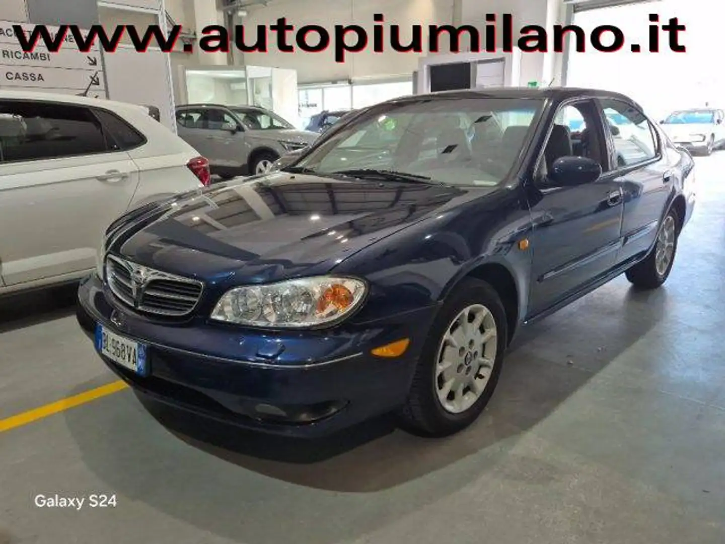Nissan Maxima Maxima QX 2.0 V6 Blau - 1