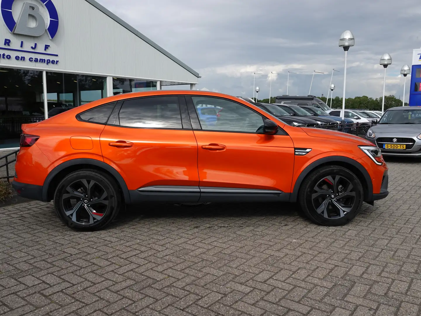 Renault Arkana 1.6 E-Tech Hybrid 145PK R.S. Line ADAPT. CRUISE | Orange - 2