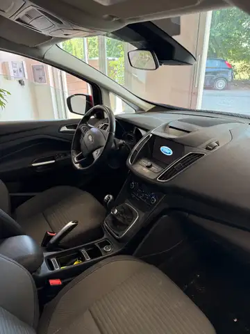 Ford C-Max view 6