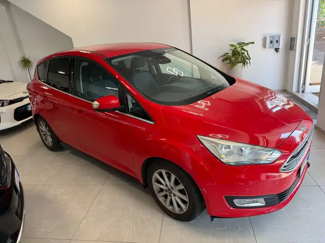 Ford C-Max view 5