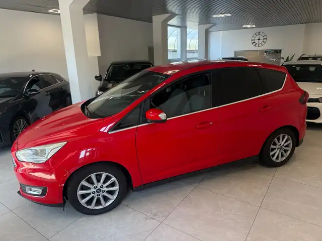 Ford C-Max view 2