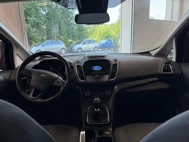 Ford C-Max view 8