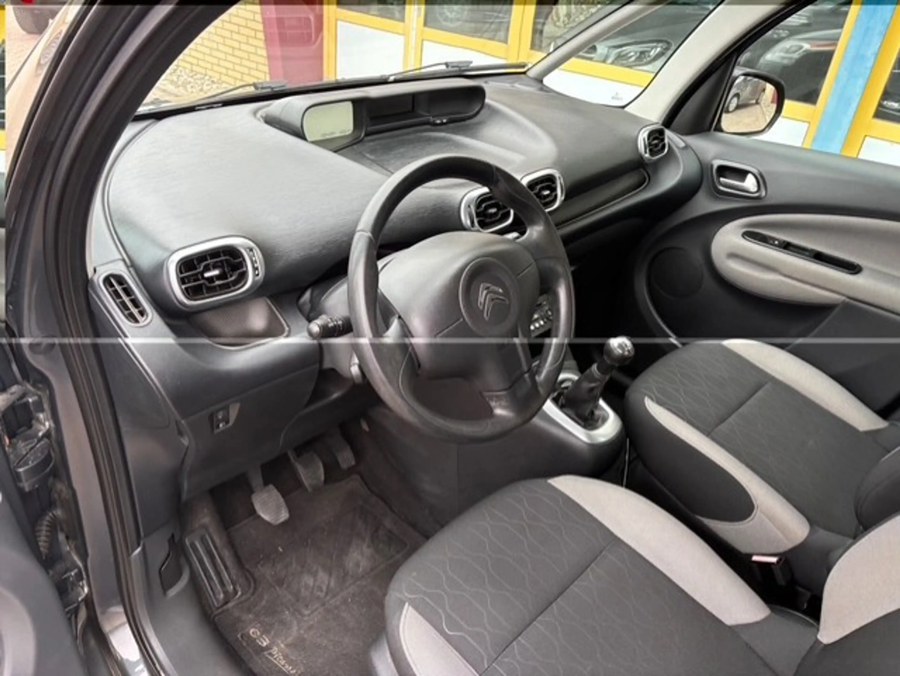 Citroen C3 Picasso 1.4 VTi Tendance AIRCO — photo 4