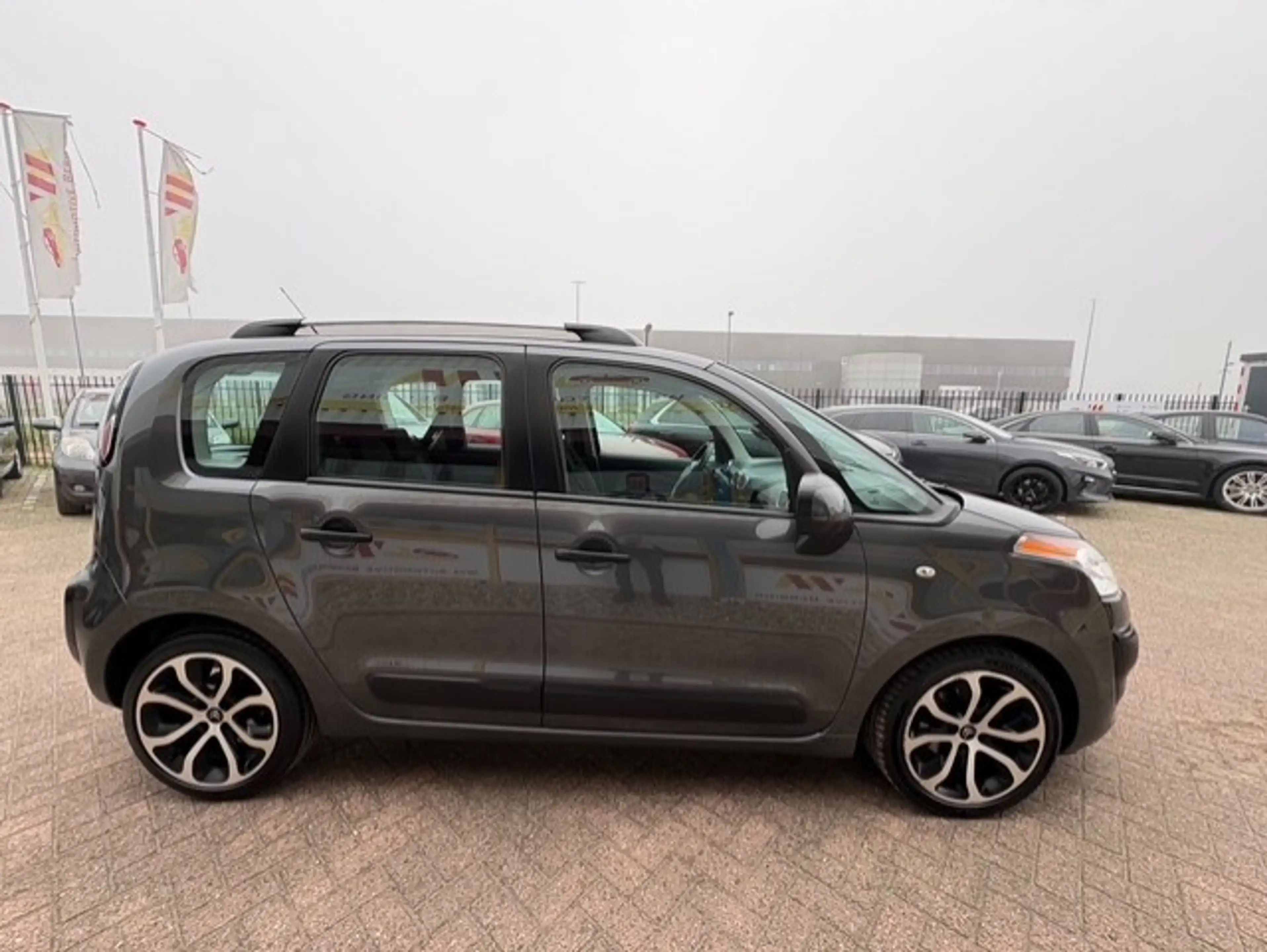Citroen C3 Picasso 1.4 VTi Tendance AIRCO — photo 14