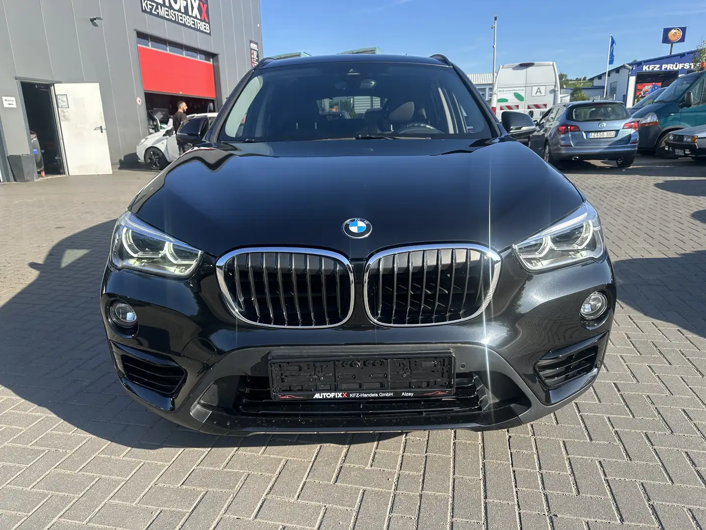 BMW X1 sDrive 18 d Sport Line Noir - 2