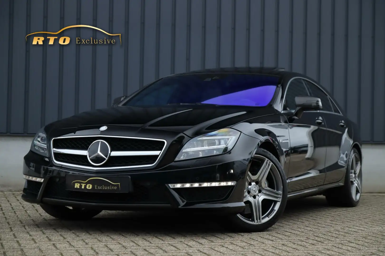 Mercedes-Benz CLS 63 AMG AMG|Carbon|Designo|Adaptive|Schuifdak Zwart - 1