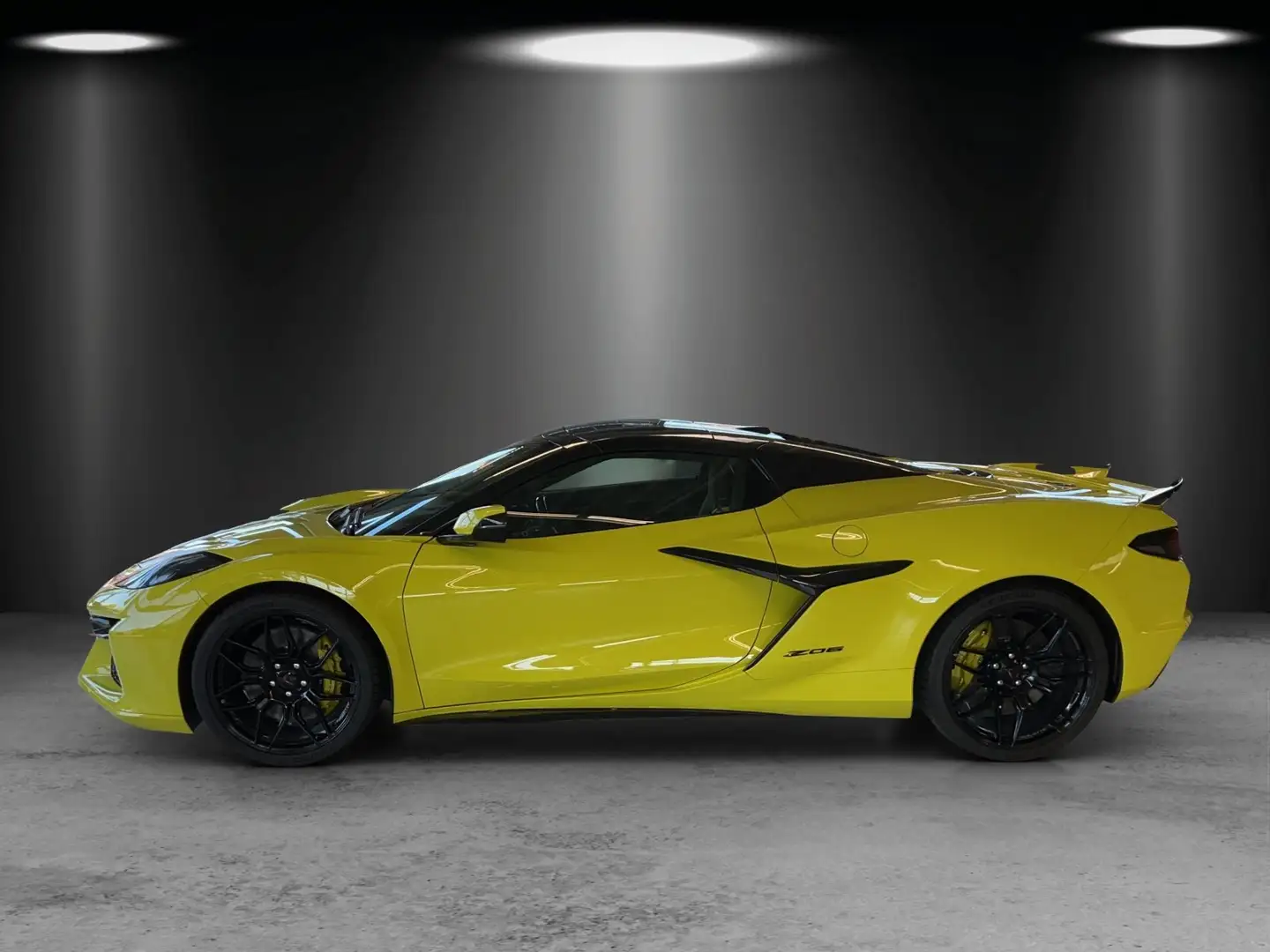 Corvette Z06 C8 Cabriolet Z06 3LZ CARBON/FRONT LIFT/EU-MODELL Jaune - 2