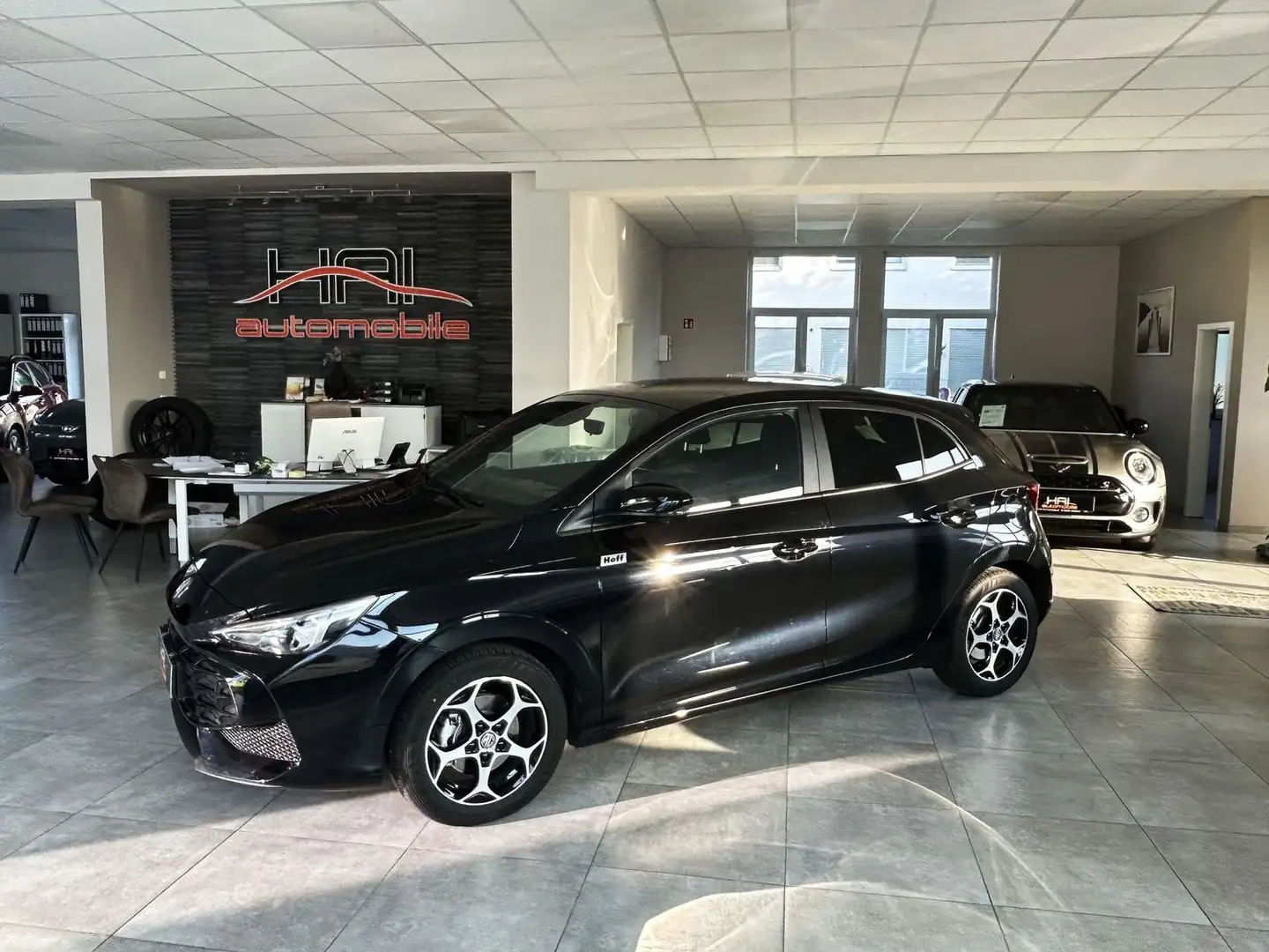 MG 3 1.5 Hybrid+ 143kW/Navi/Kamera/ACC/Teilleder Schwarz - 1