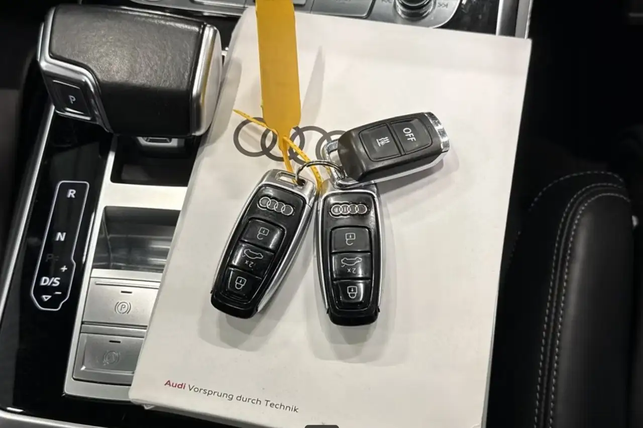 Audi Q7 50 TDI quattro S line 7-Sitzer, миниатюра 9