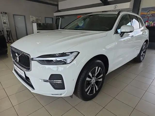Volvo XC60 B4 Momentum Pro 360° WinterPaket LED Google