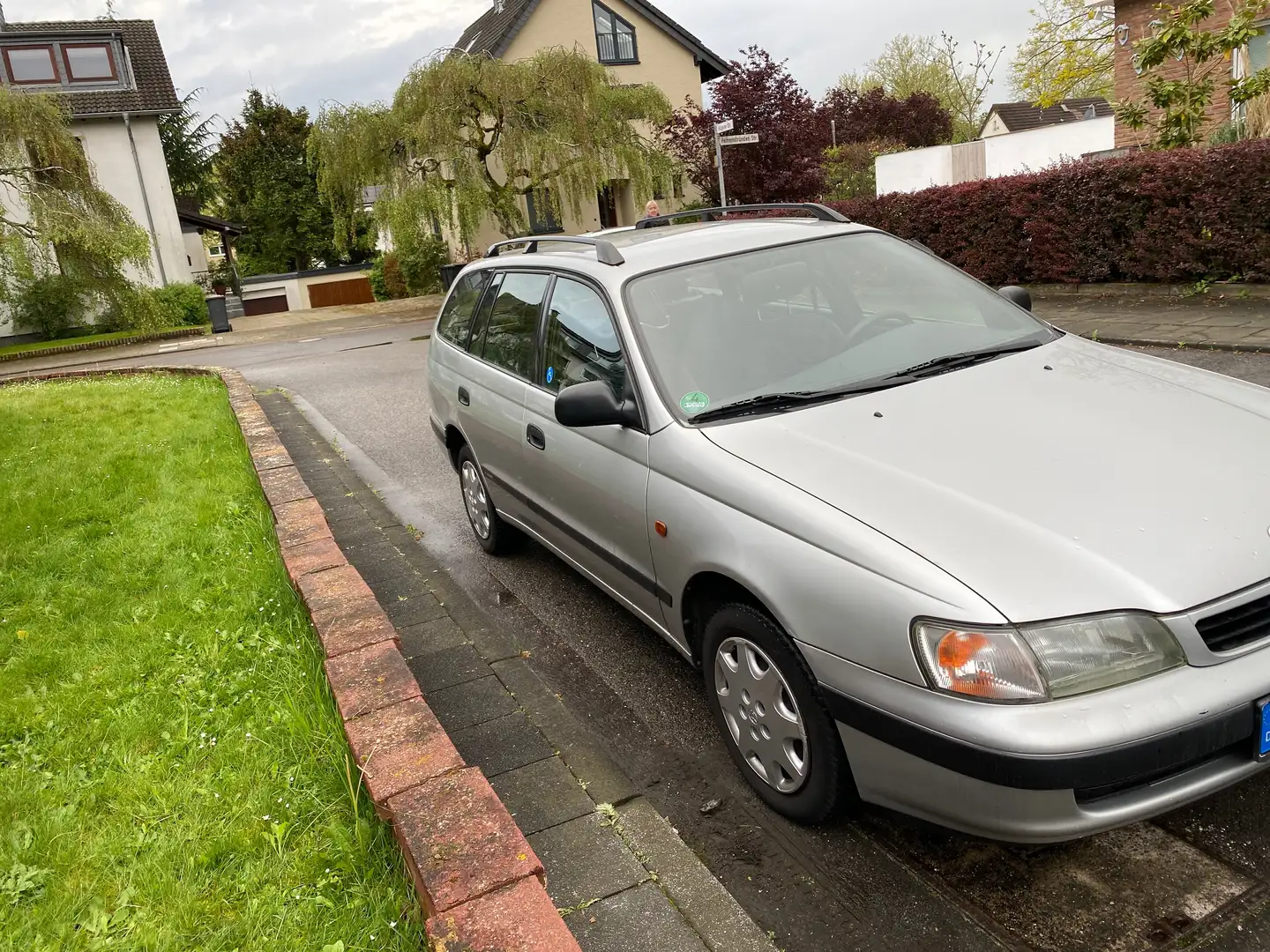 Toyota Carina Carina 2.0 Šedá - 1