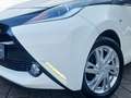 Toyota Aygo 1.0 BENZINER X-Play Team D +Klima +Servolenkung +T Weiß - thumbnail 7
