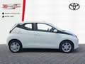 Toyota Aygo 1.0 BENZINER X-Play Team D +Klima +Servolenkung +T Weiß - thumbnail 2
