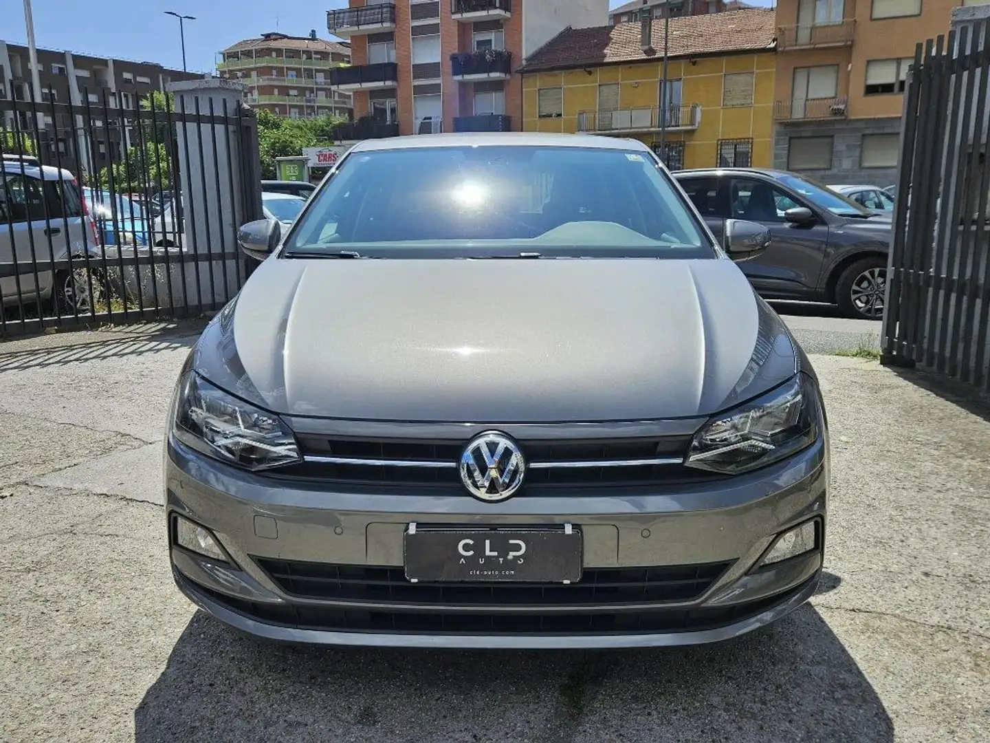 Volkswagen Polo 1.0 EVO 80 CV 5p. GPL Grey - 2