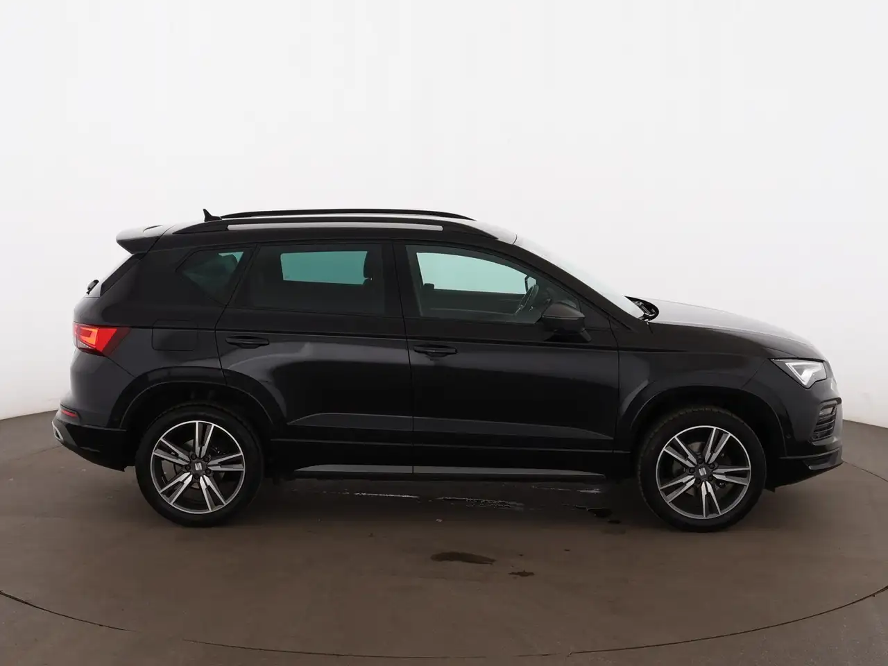 SEAT Ateca 1.5 TSI FR Aut LED RADAR NAVI SITZHZG R-CAM, миниатюра 9