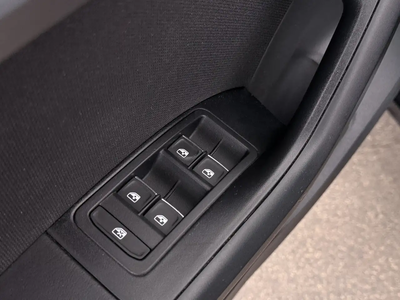 SEAT Ateca 1.5 TSI FR Aut LED RADAR NAVI SITZHZG R-CAM, миниатюра 23