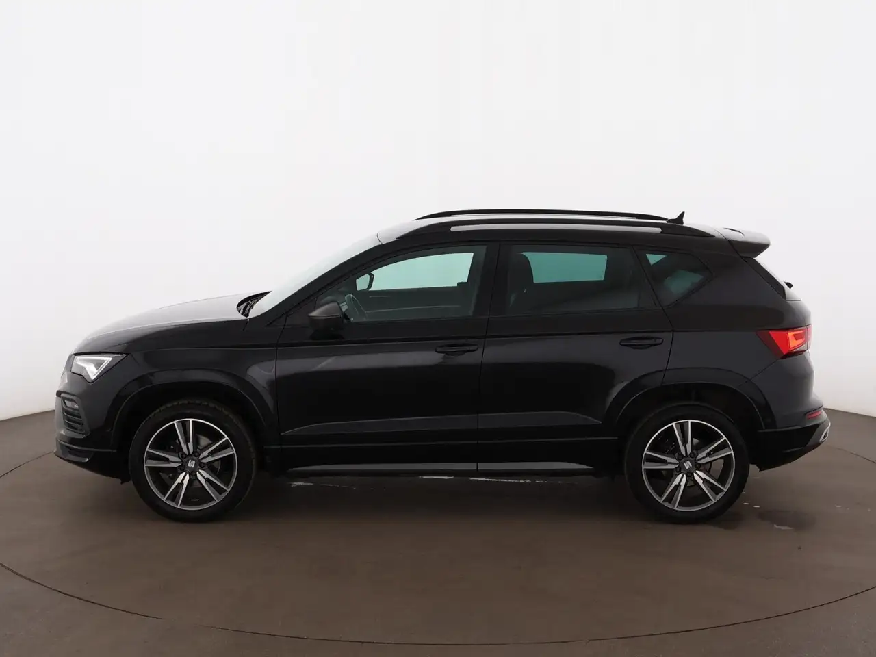 SEAT Ateca 1.5 TSI FR Aut LED RADAR NAVI SITZHZG R-CAM, миниатюра 5