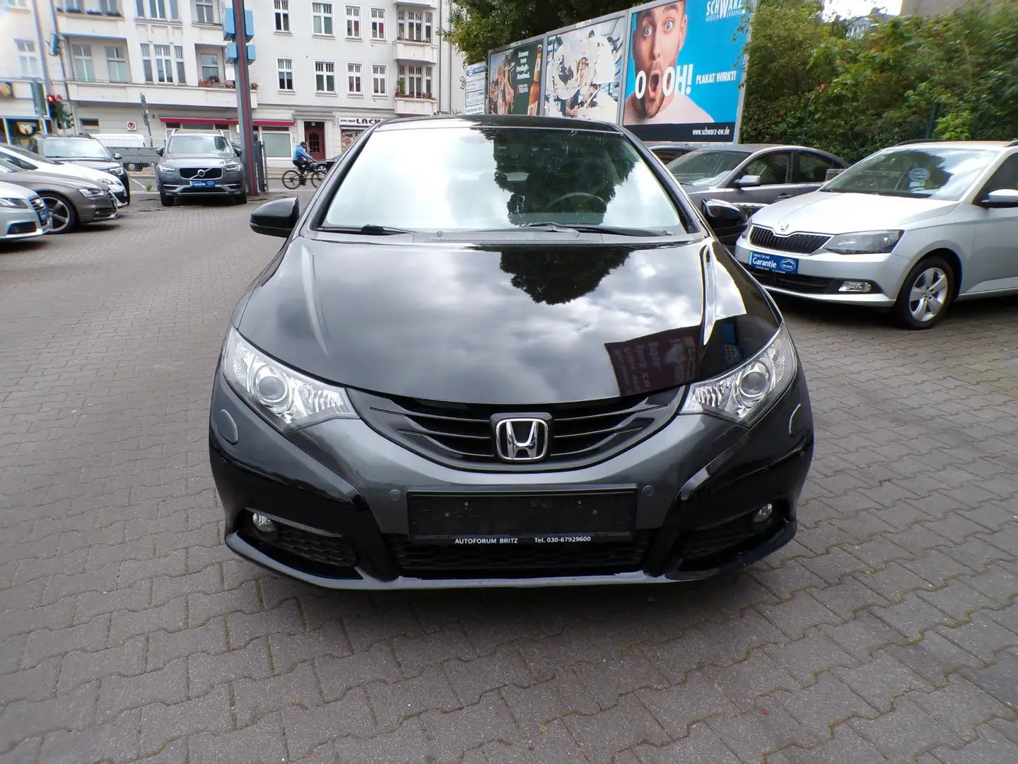 Honda Civic 1.8 i-VTEC Lifestyle, 1-HAND Schwarz - 2