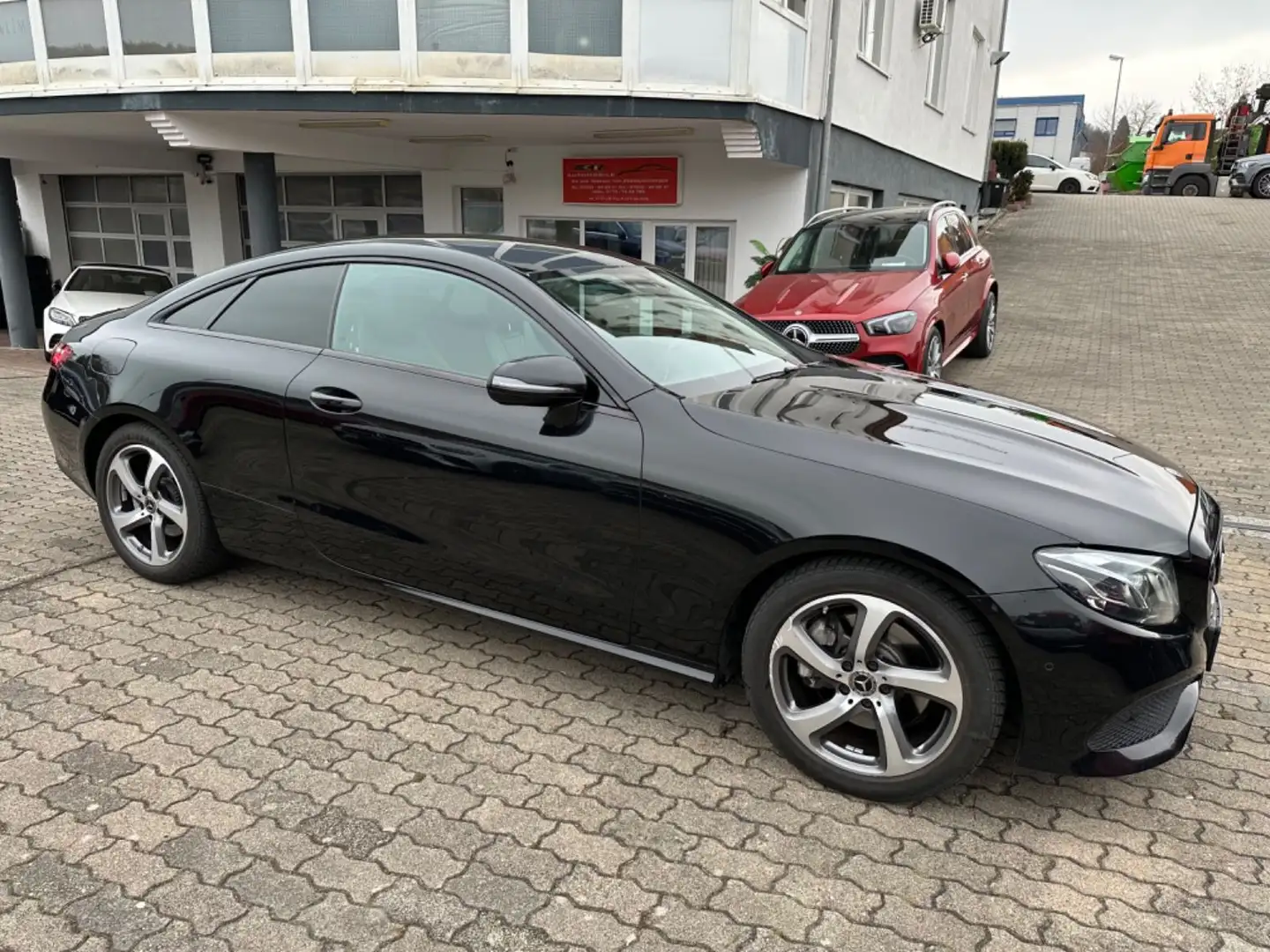Mercedes-Benz E 220 d COUPE LEDER WIDE HEAD-UP  LED NAVI KAMER Nero - 2