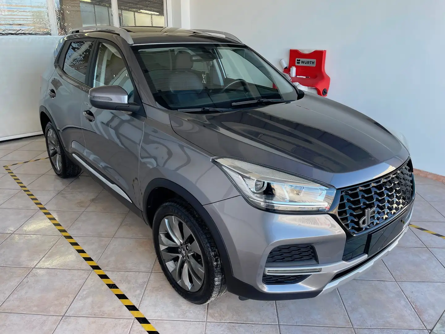 DR Automobiles DR4.0 DR4 4.0 1.5 115CV Grau - 2