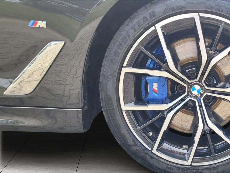 BMW 540 d xDrive Touring — photo 7