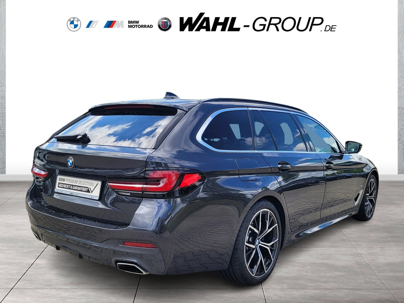 BMW 540 d xDrive Touring — photo 2