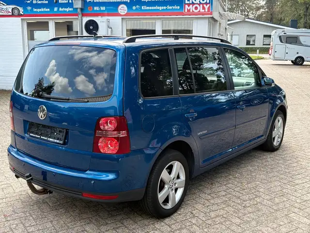 Volkswagen Touran view 7