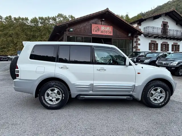 Mitsubishi Montero 3.2 DI-D GLS
