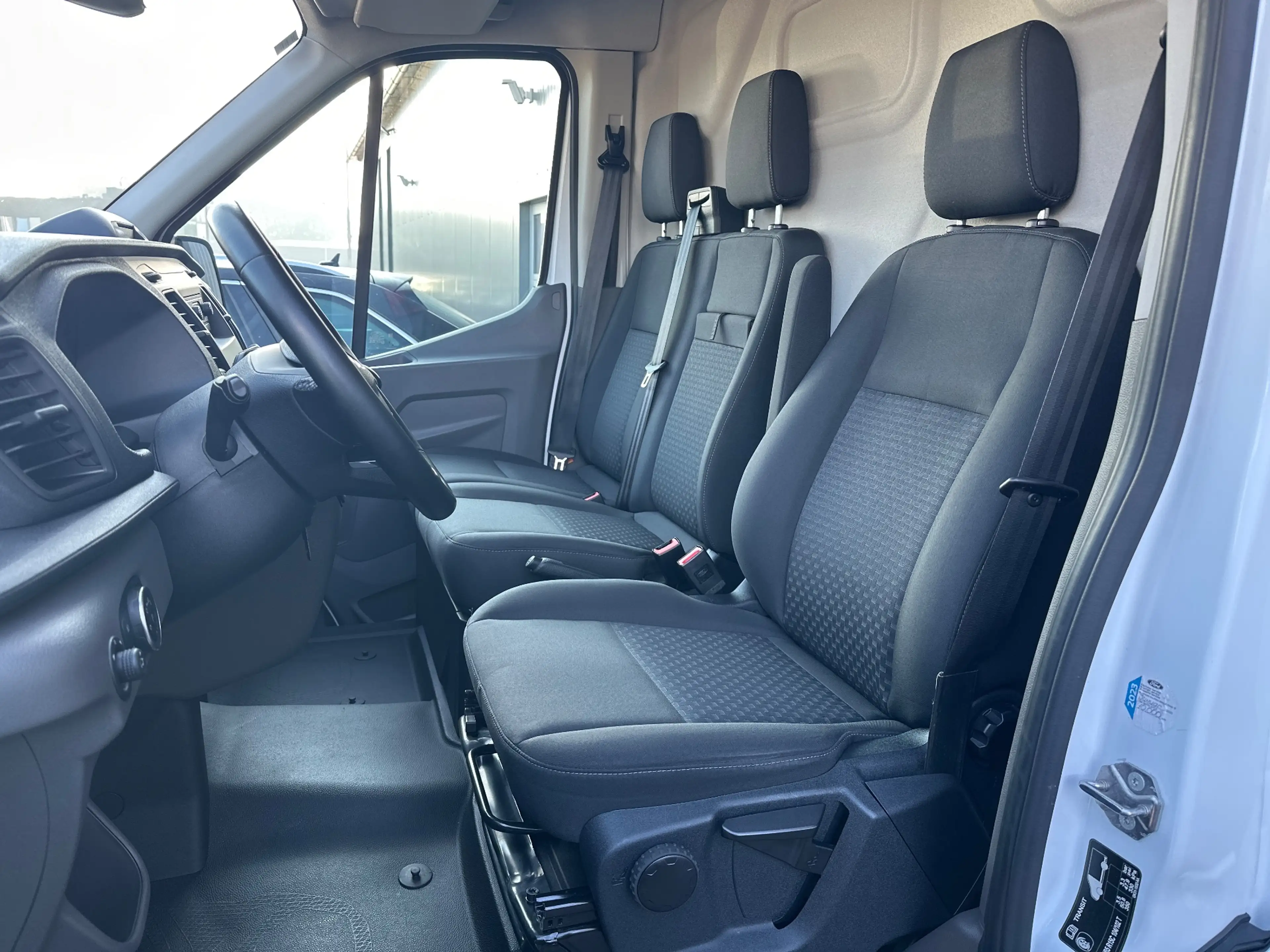 Ford Transit 350 Kasten L2H2 AHK+DAB+PP+TEMPOMAT+GJR+BLUETOO — photo 11