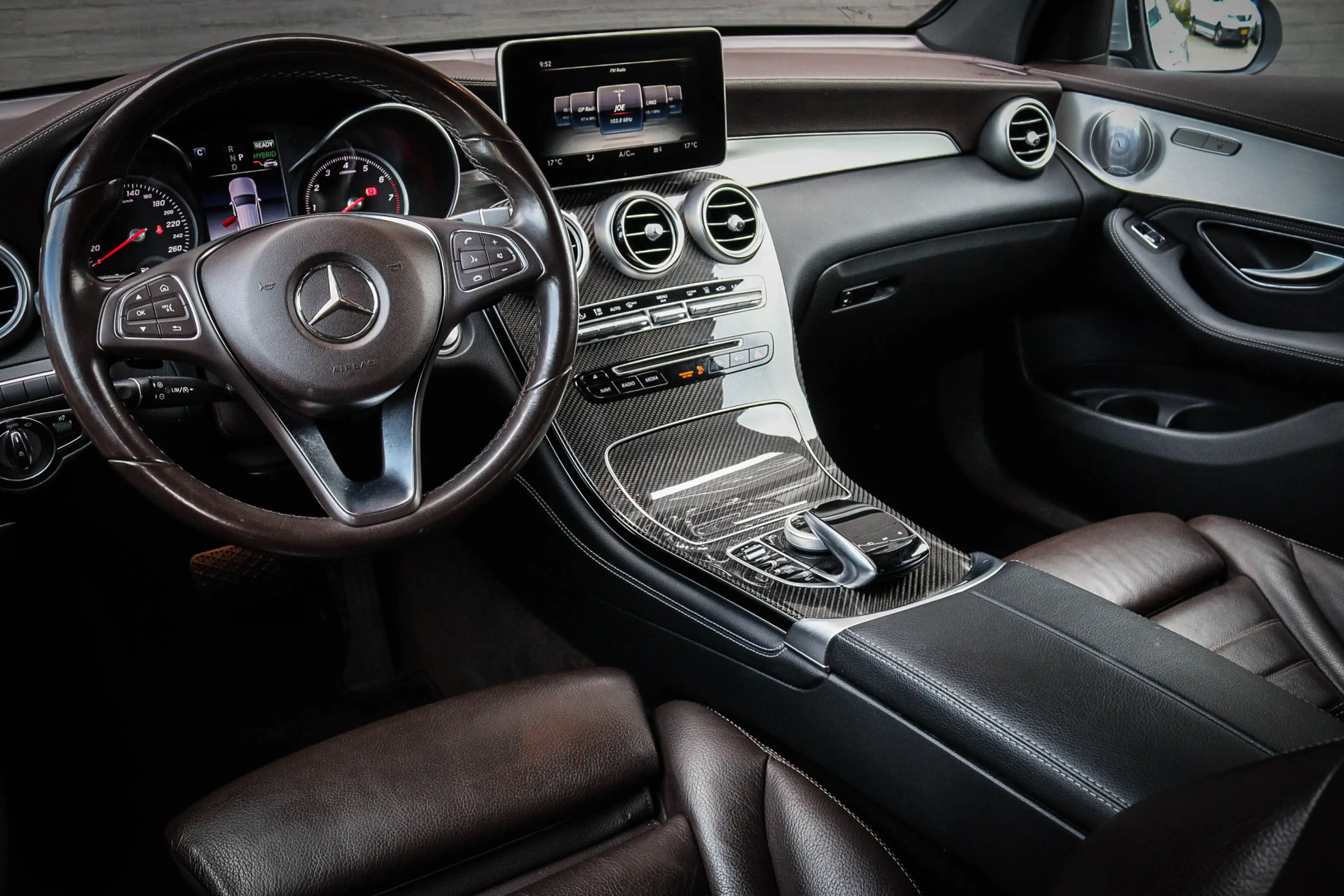 Mercedes-Benz GLC 350 350e 4MATIC Net binnen; Jouw droomauto? — photo 5