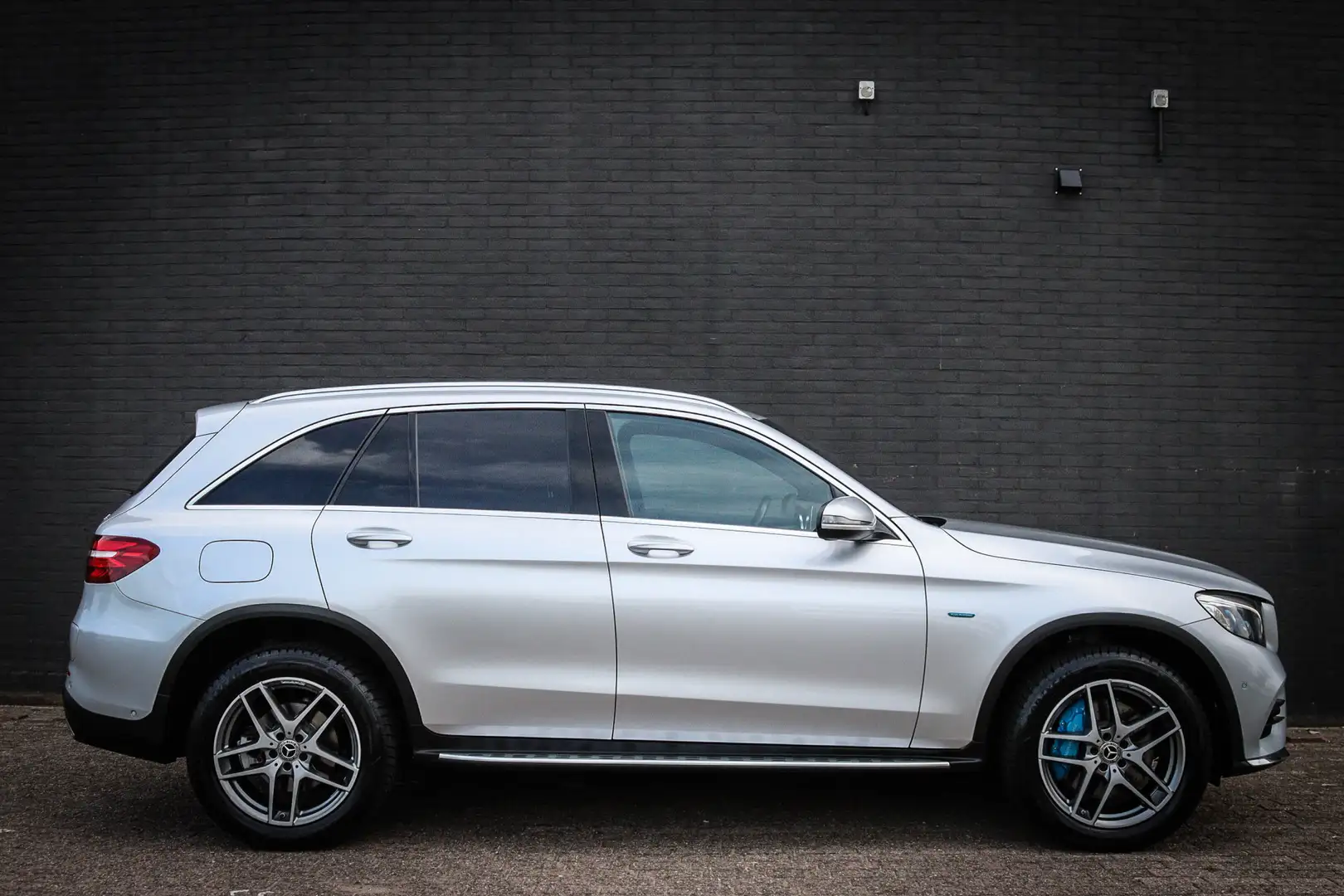 Mercedes-Benz GLC 350 350e 4MATIC Van 24.950,- NU 23.950,- Grau - 2