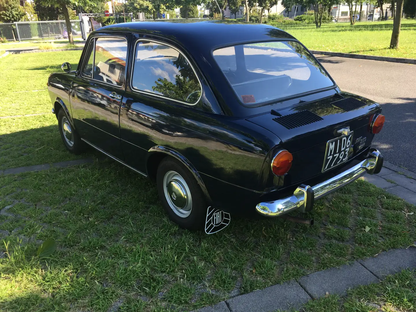 Fiat 850 IDROMATIC Blau - 1
