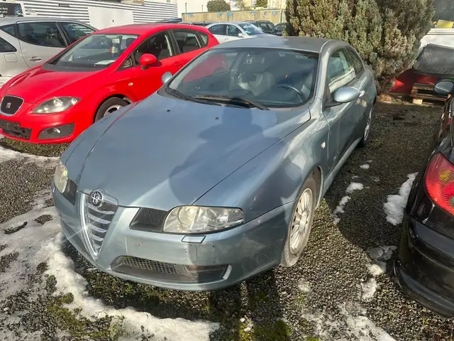 Alfa Romeo GT 2.0 Distinctive / Motorschaden