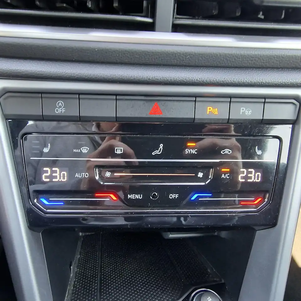 Volkswagen T-Roc Cabriolet 1.0 TSI/Camera/Carplay/Heated Seats|cabrio 17