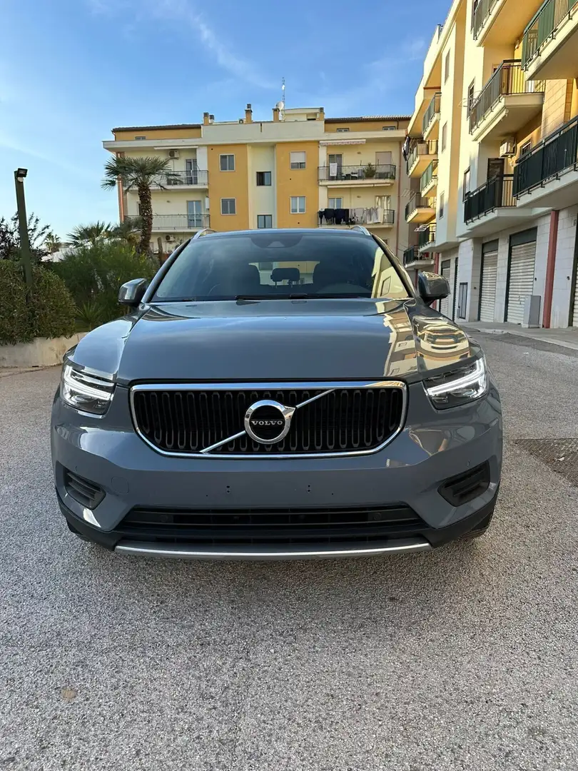 Volvo XC40 D3 Geartronic Business Gris - 2