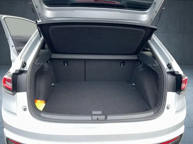 Volkswagen Taigo view 13