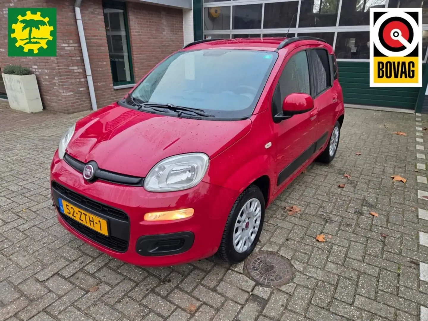 Fiat Panda 0.9 TwinAir Lounge Rojo - 1