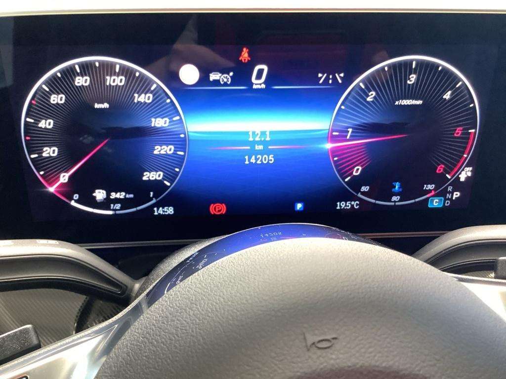 Mercedes-Benz V 220