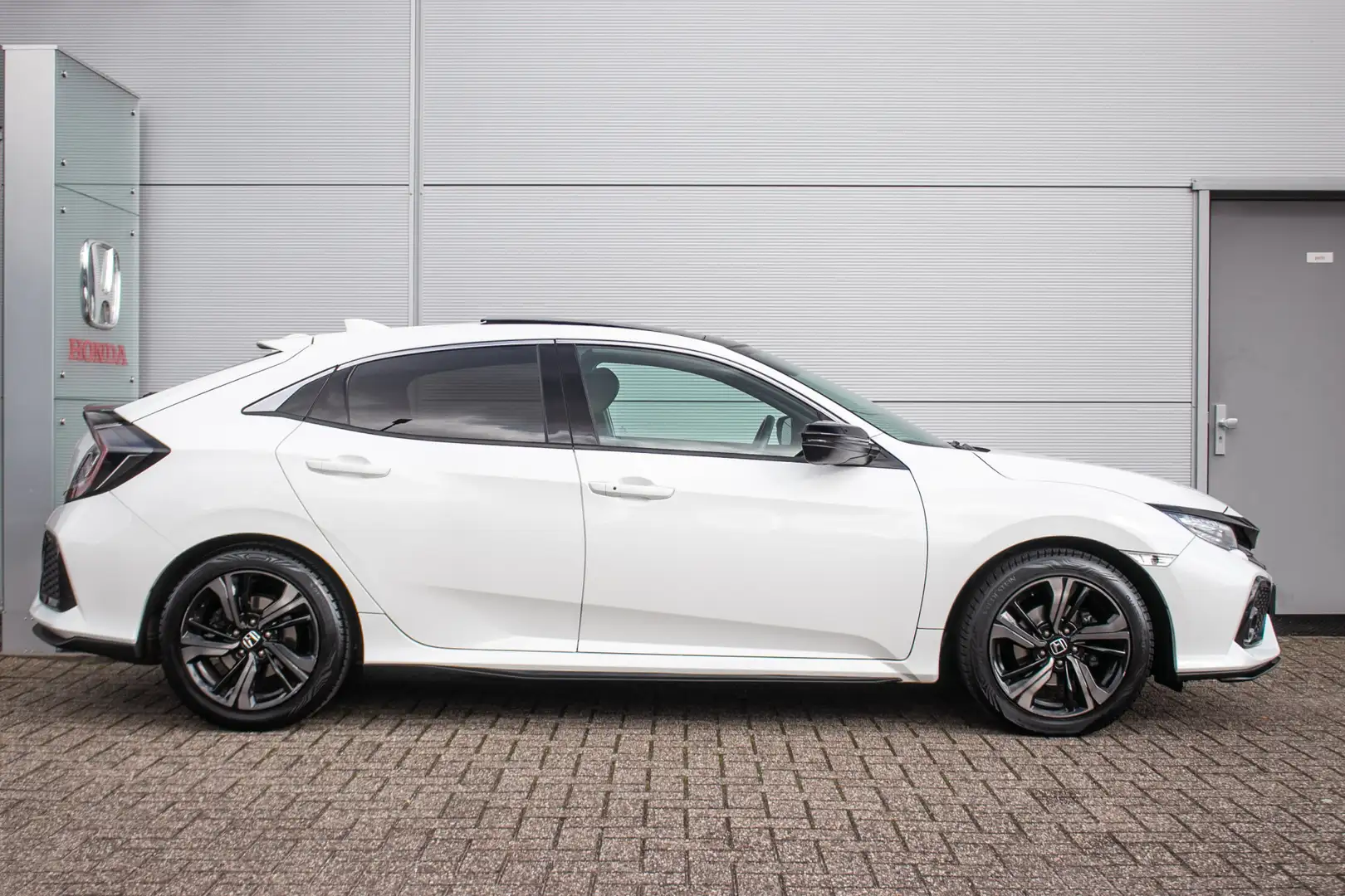 Honda Civic 1.0 i-VTEC Premium automaat - Dealerond. |Schuif/- Wit - 2