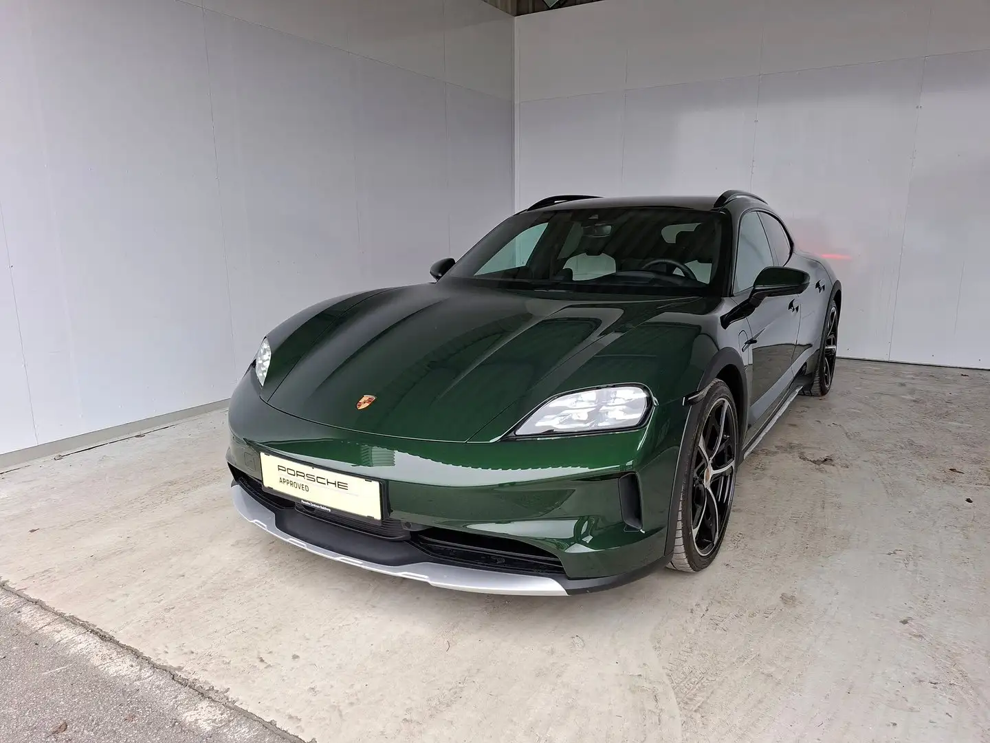 Porsche Taycan 4 Cross Turismo Grün - 1