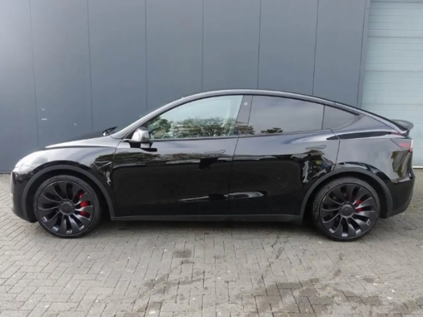 Tesla Model Y PERFORMANCE+PANODACH+4xSITZHEIZUNG+RFK Schwarz - 2