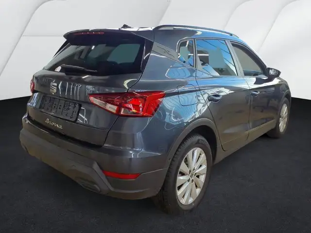 Seat Arona view 2