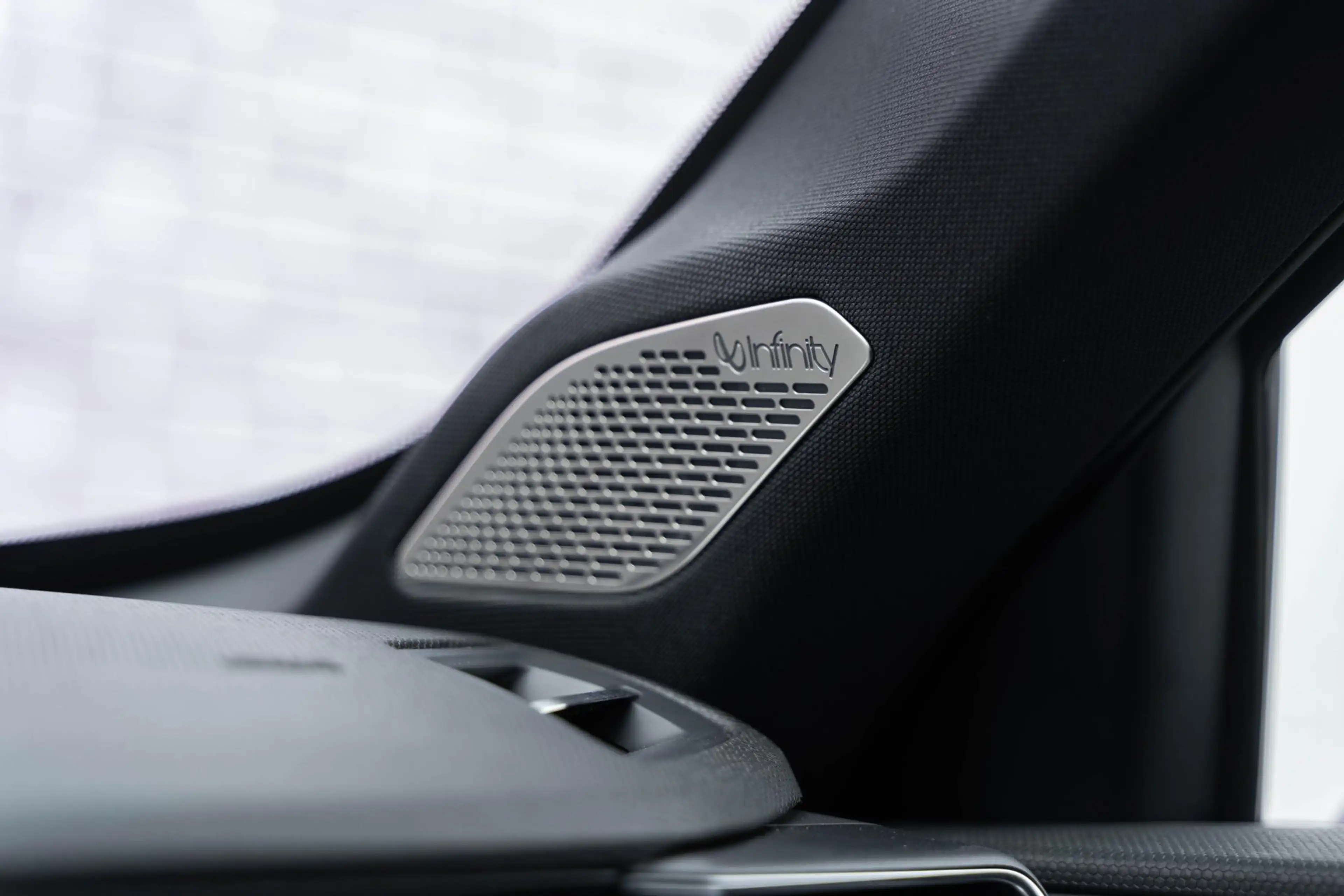Lynk & Co 01 1.5 Plug-in Hybrid More | Trekhaak | PHEV | Two-To — photo 14